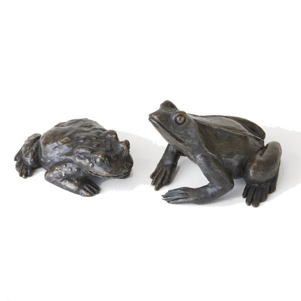 Bronze Toad Sculpture Sitting Toad by Jonathan Sanders
