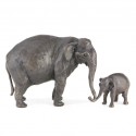 Bronze Elephant Sculpture: Asian Elephant Mother and Baby