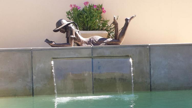 Garden Lying Girl swimming pool sculpture customer review photograph